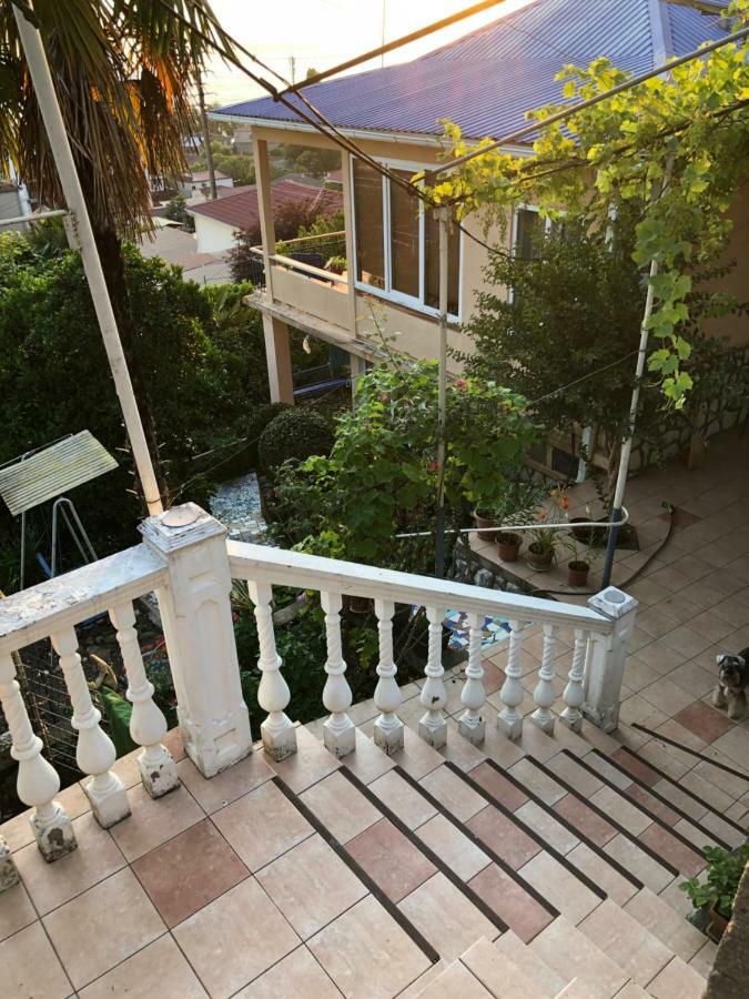 Гостевой Дом "Боцман" На Барцыц-Гудаутская 5 Gagra Ngoại thất bức ảnh
