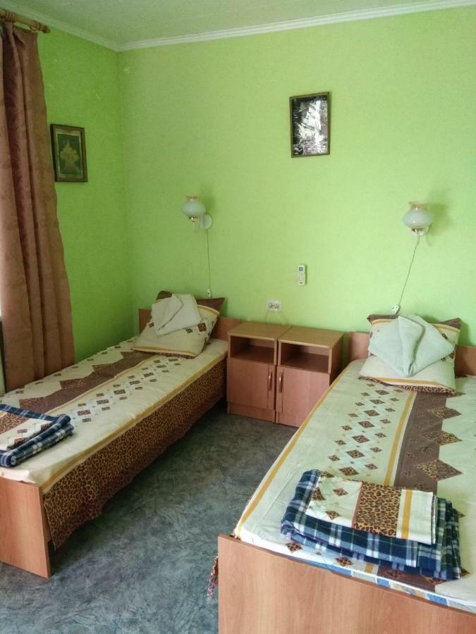 Гостевой Дом "Боцман" На Барцыц-Гудаутская 5 Gagra Ngoại thất bức ảnh